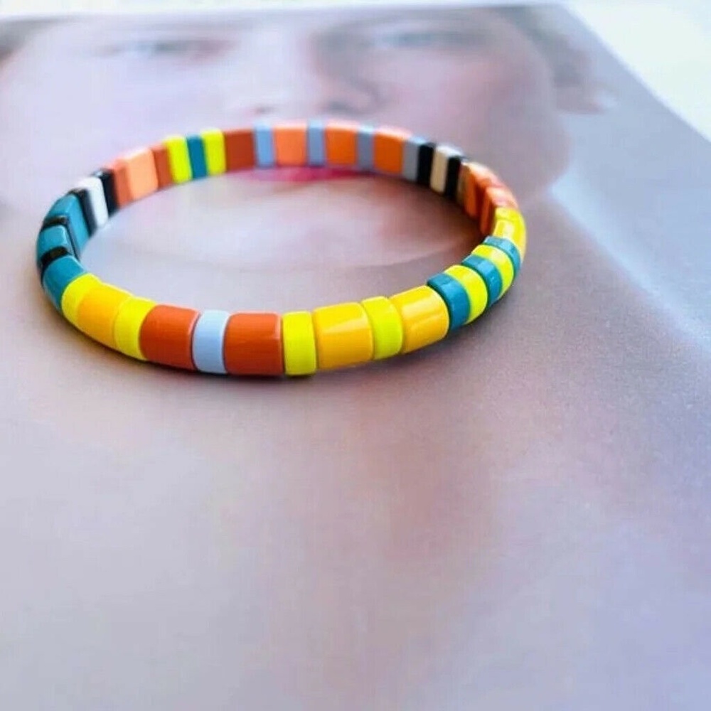 Roxanne Assoulin Good Vibration Bracelet - Picture 6 of 6